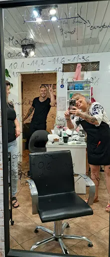 AM Anna Mucha Hair & Beauty Studio